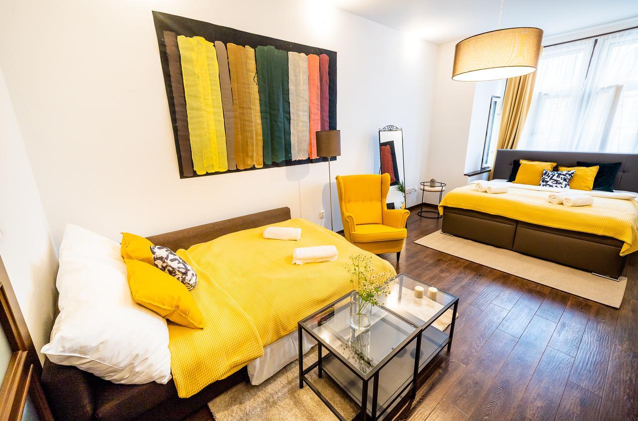 Unique Central Square Business Apt. Hradec Králové Esterno foto