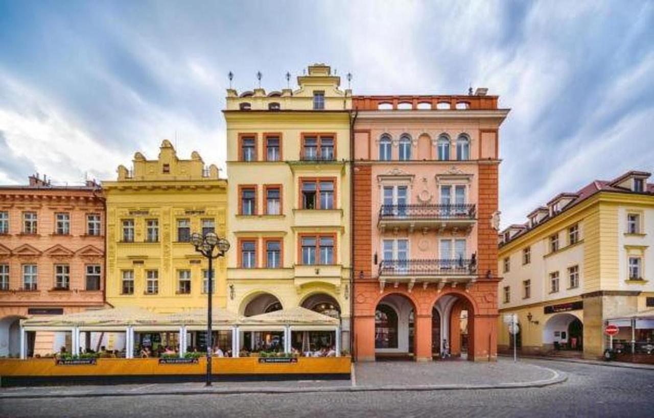 Unique Central Square Business Apt. Hradec Králové Esterno foto